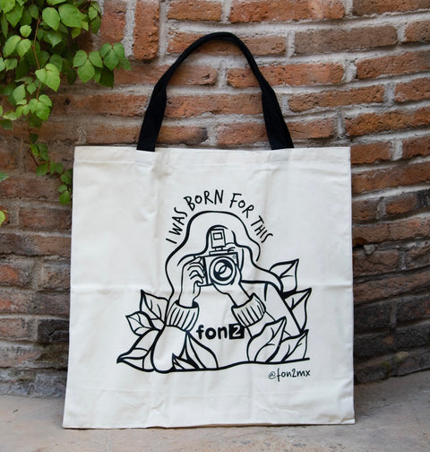 Tote Bag Girl